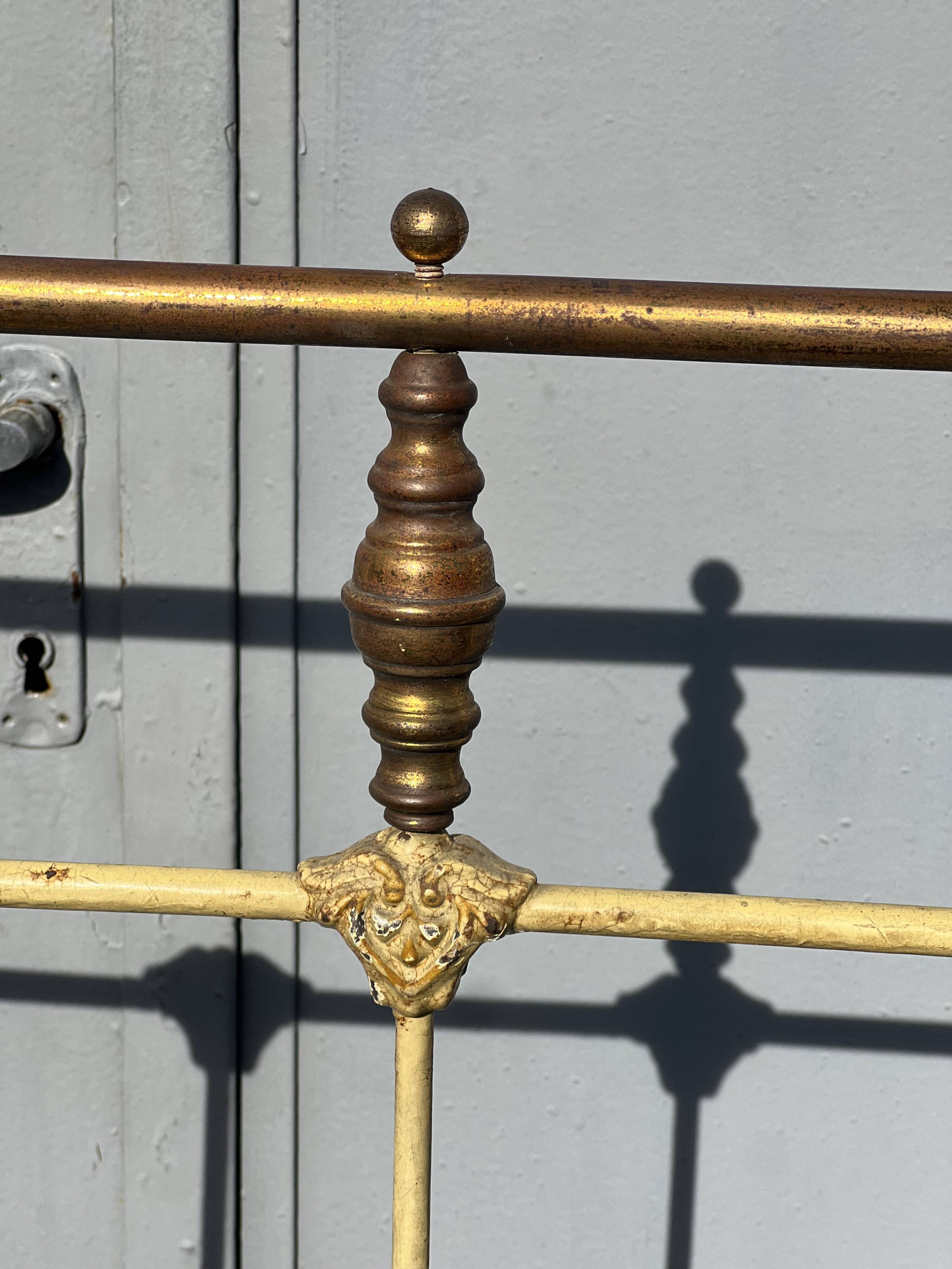 WROUGHT IRON BED 1900