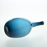 Grand soliflore en verre soufflé bleu par Nicolas Morin, 1981