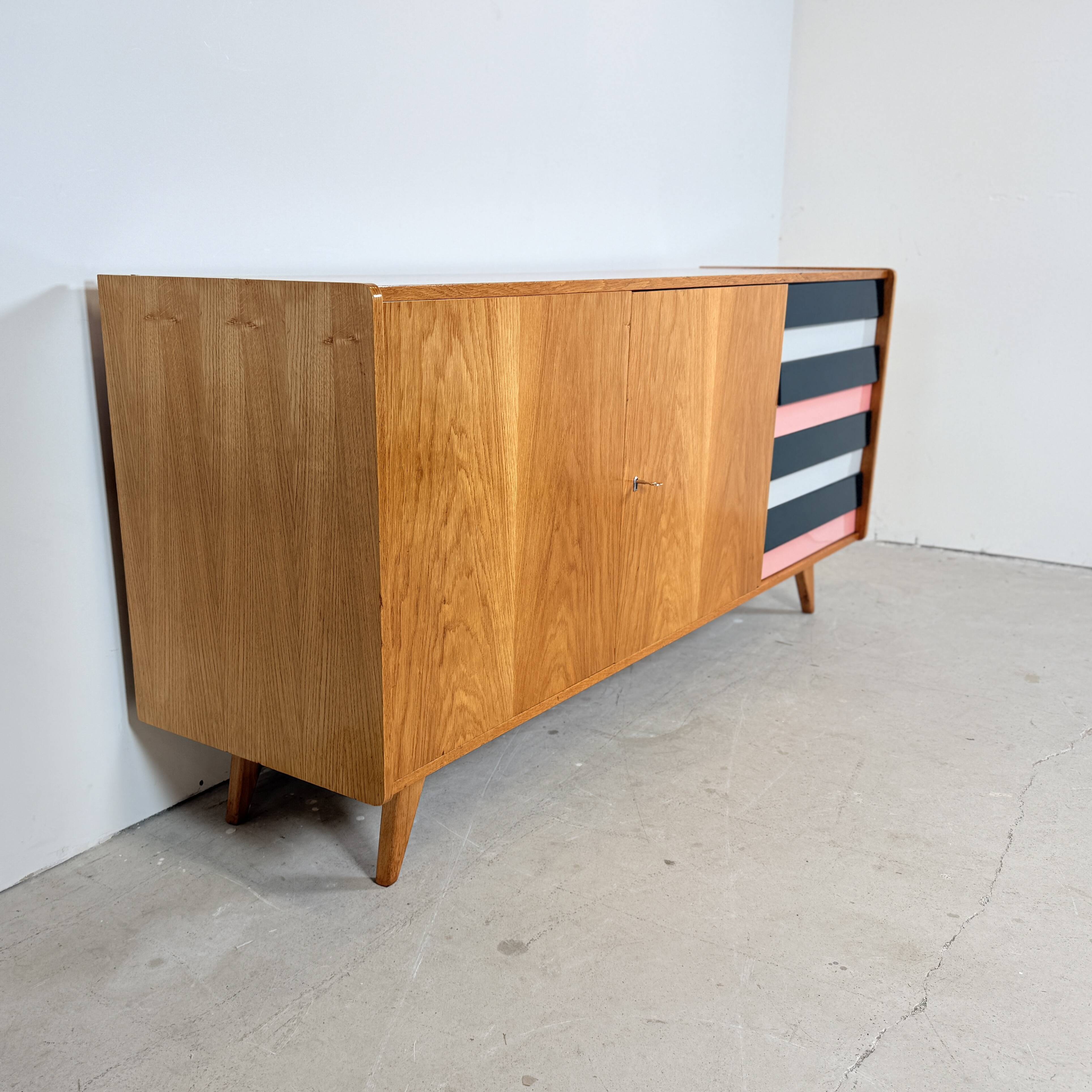U460 Sideboard with Colored Drawers, Jiří Jiroutek