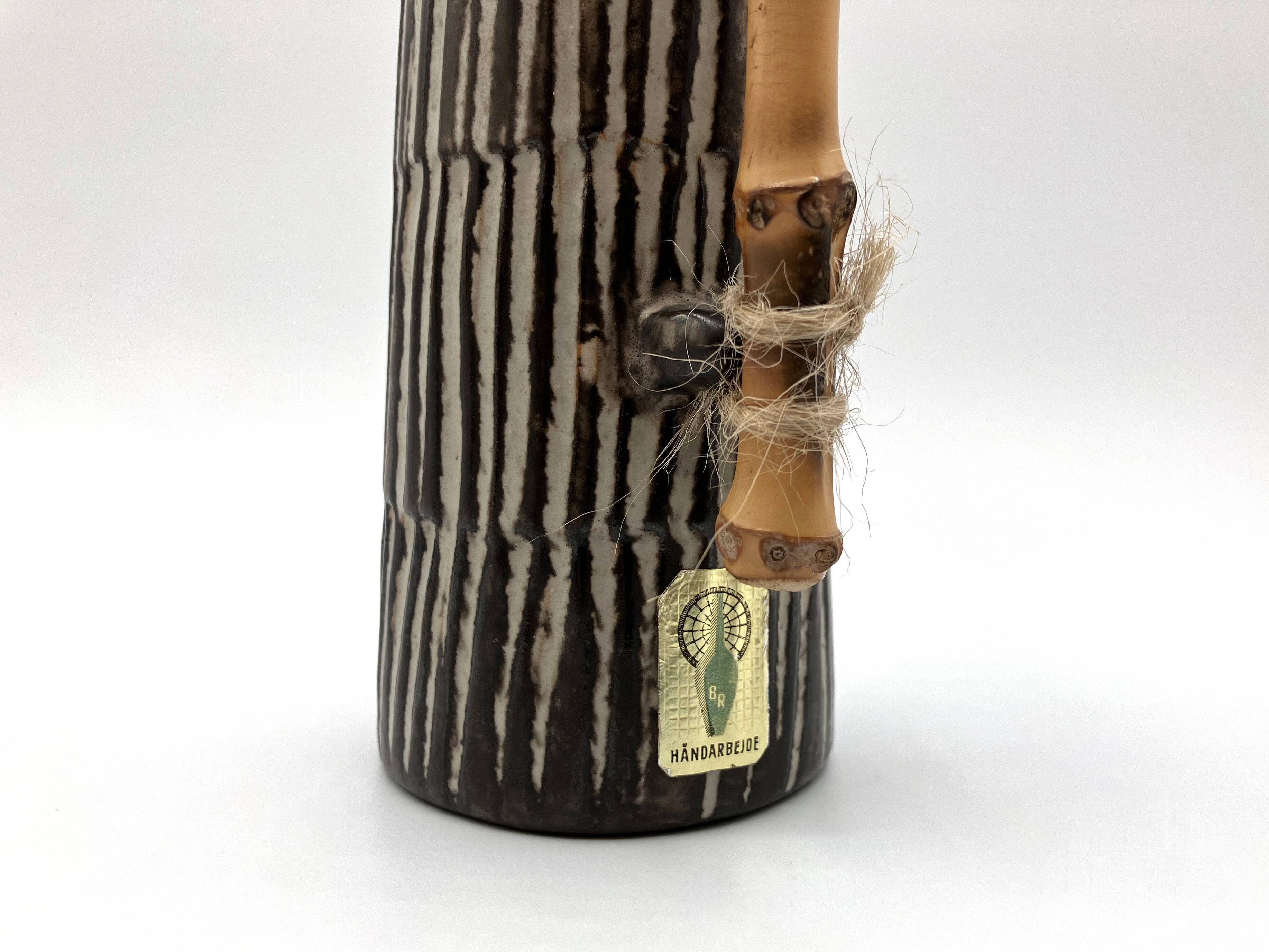 Vase pichet vintage en céramique et bambou • BR Keramik Danemark • 1960s