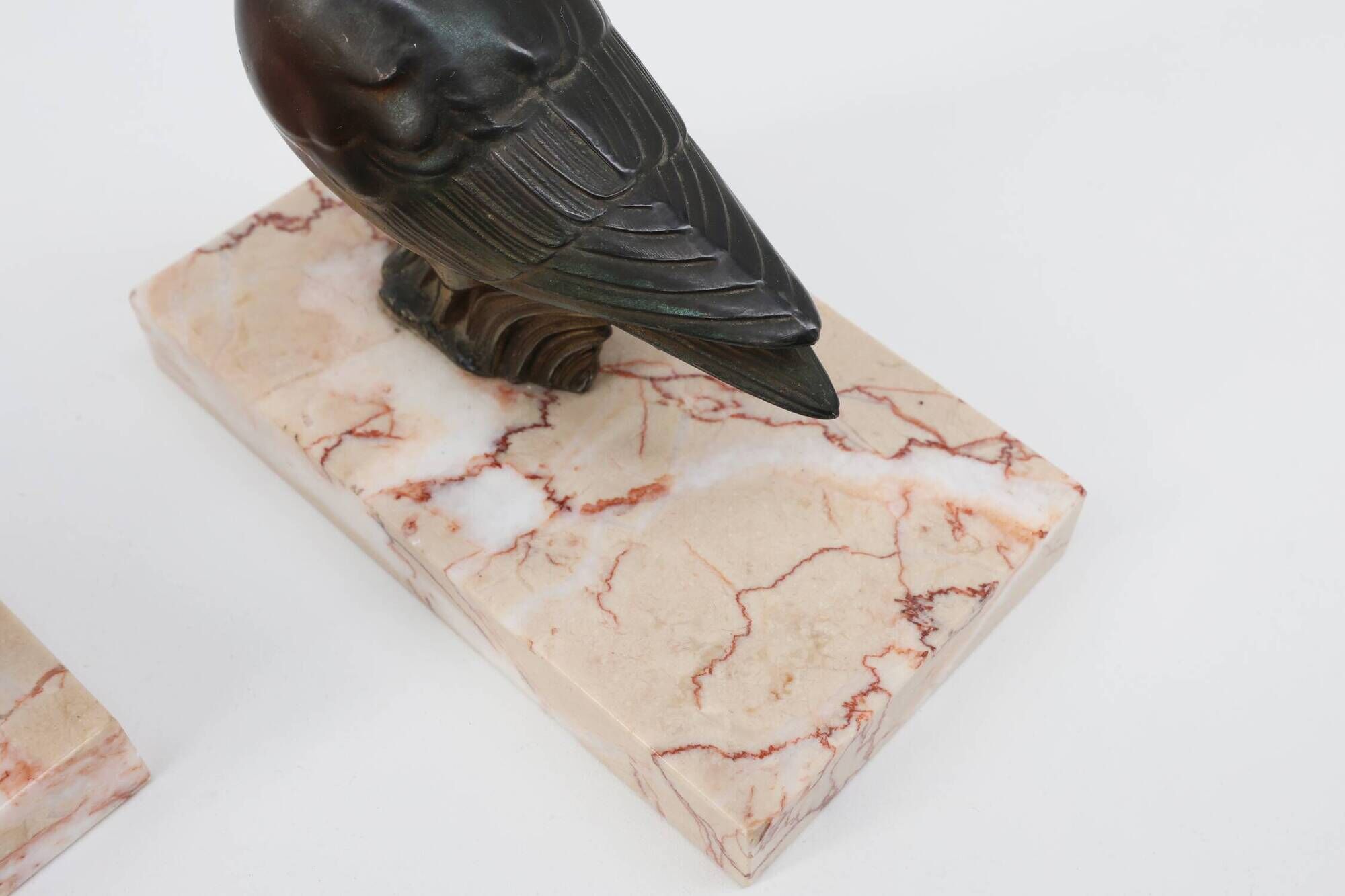 Pair of Art Deco marble and bronze “Dove” bookends, France 1930s