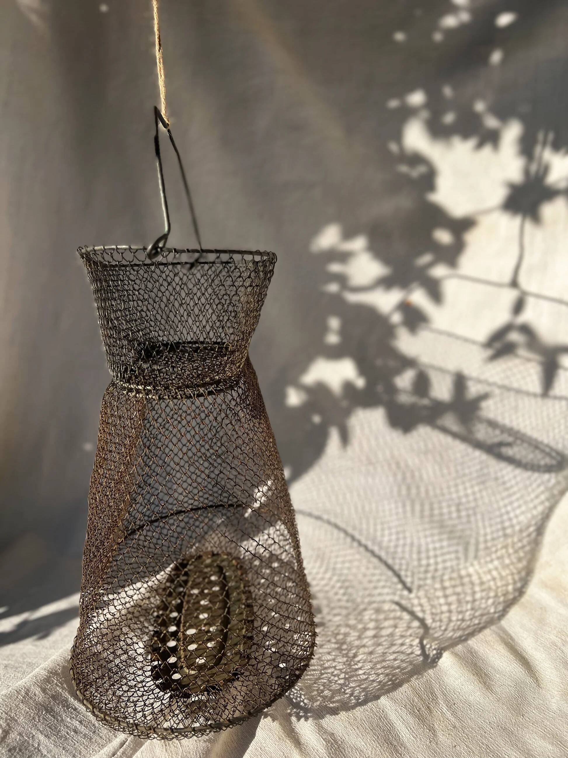 Panier de pêche en fil de fer français