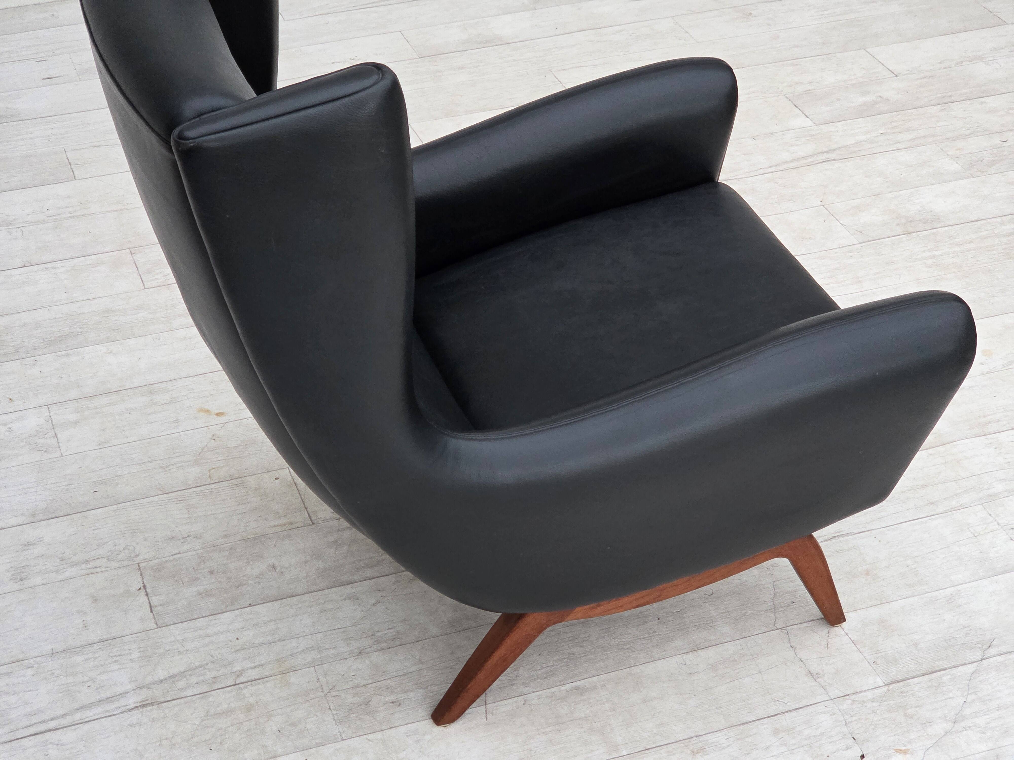 1960s, Danish design by Illum Wikkelsø, armchair, model 110, leather, teak.