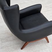 Années 1960, design danois par Illum Wikkelsø, fauteuil, modèle 110, cuir, teck.