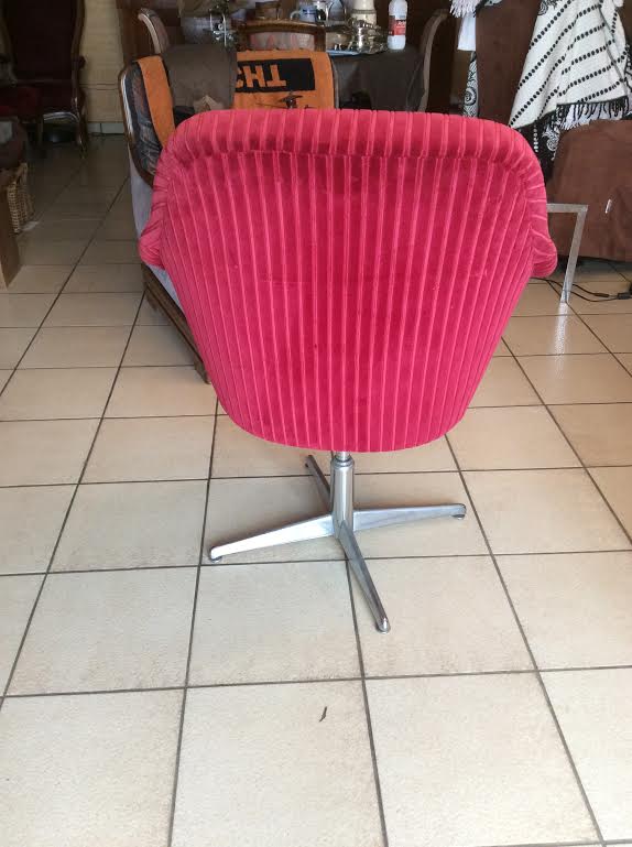 Red velvet design chair