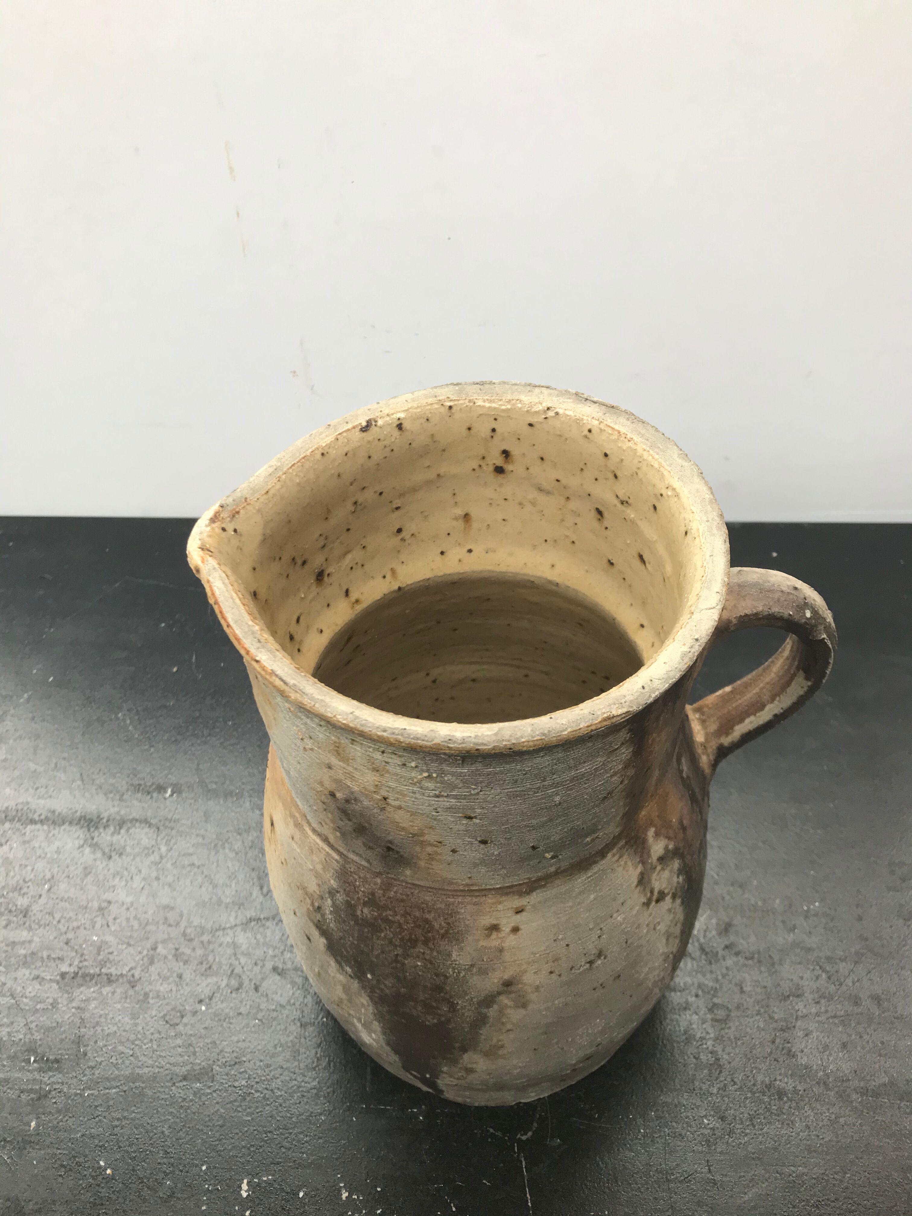 Former natural sandstone pitcher 50s vintage