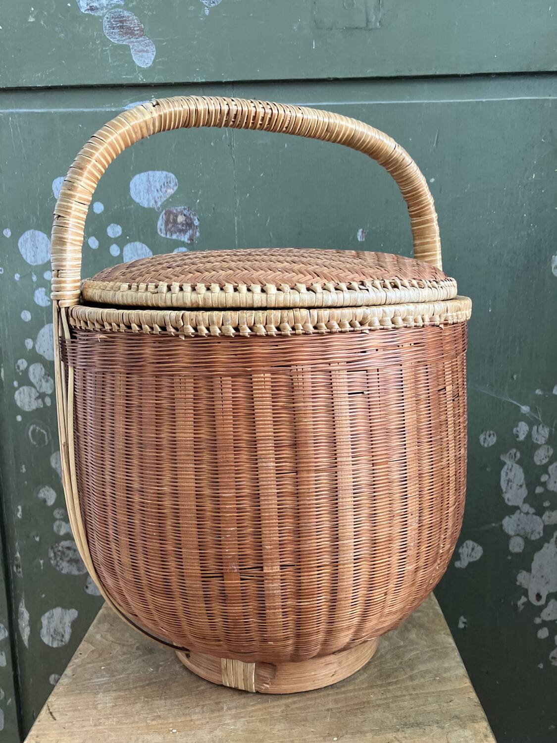 Wicker basket