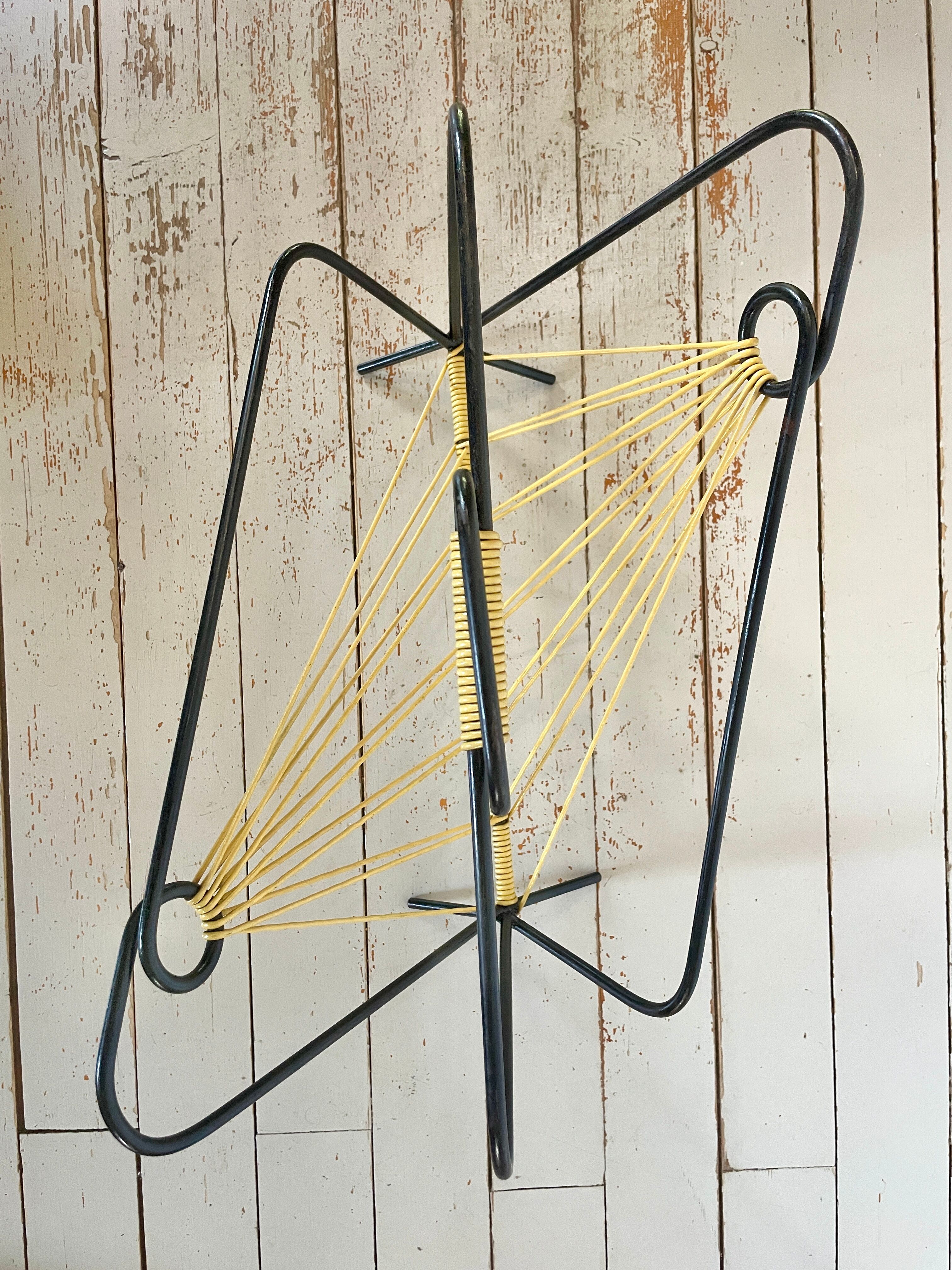 Porte-revues vintage scoubidou