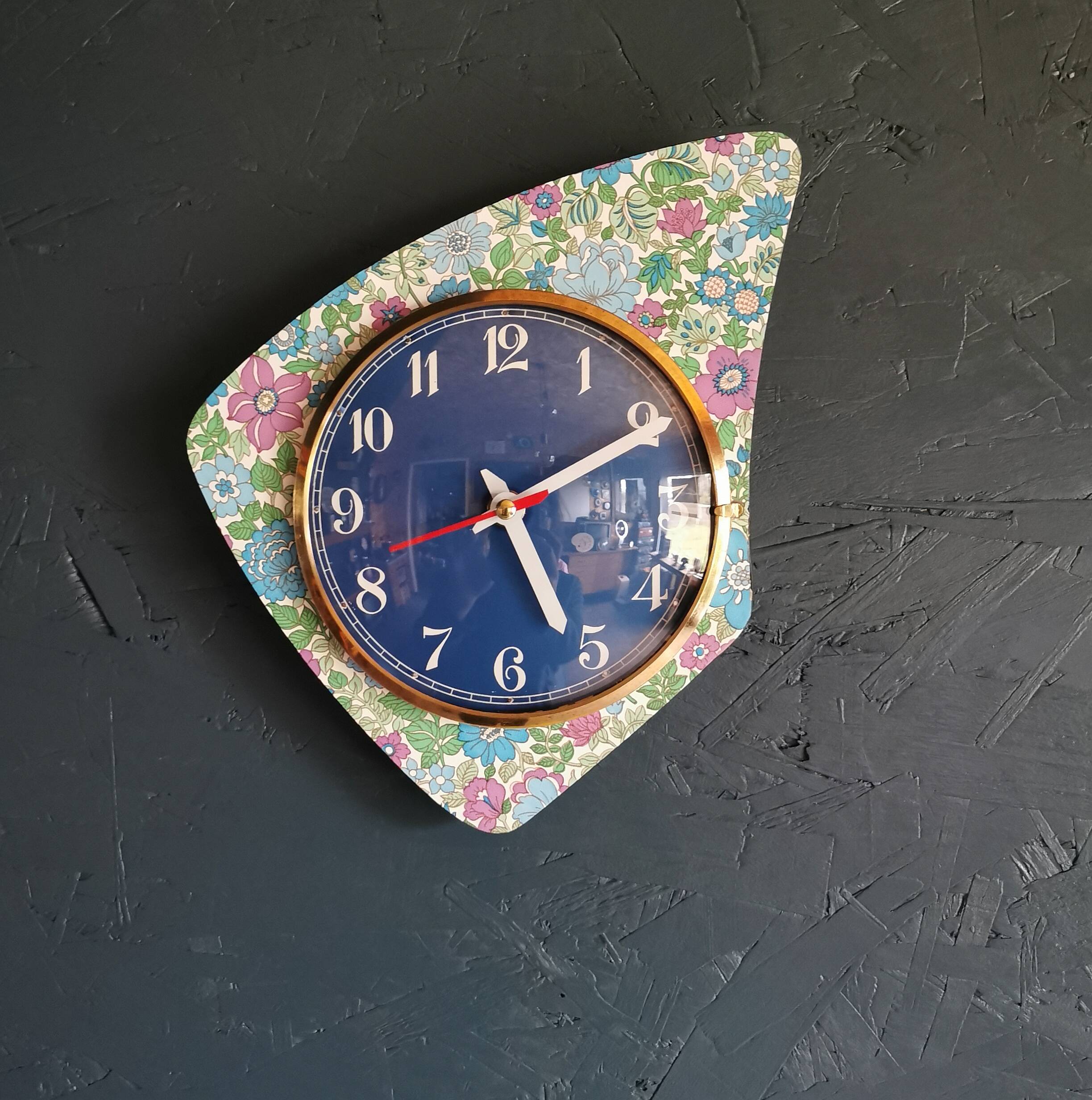 Vintage formica clock silent asymmetrical wall pendulum "Blue purple green flowers"