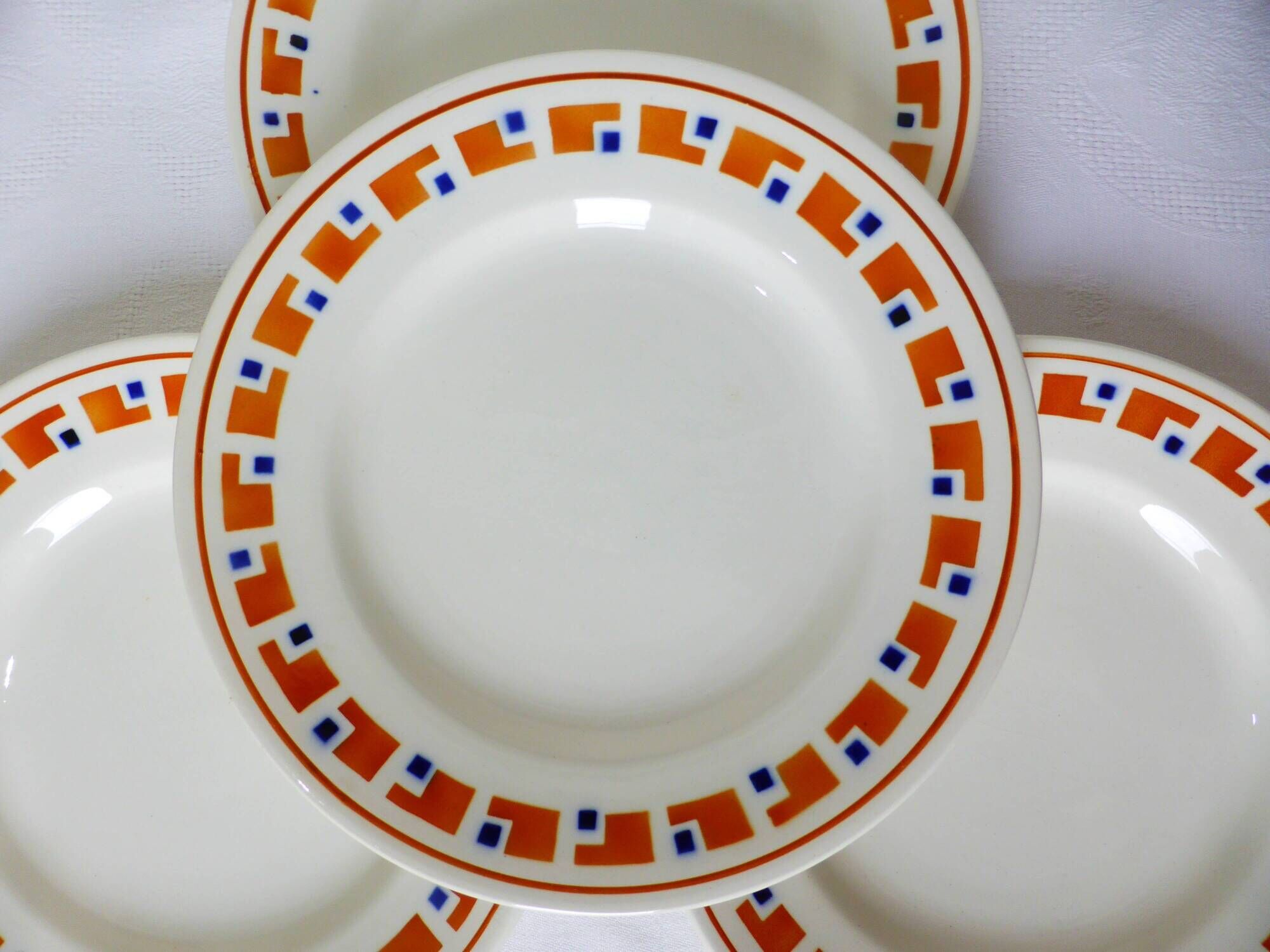 4 flat plates in iron earth from Les Salins model Lucette