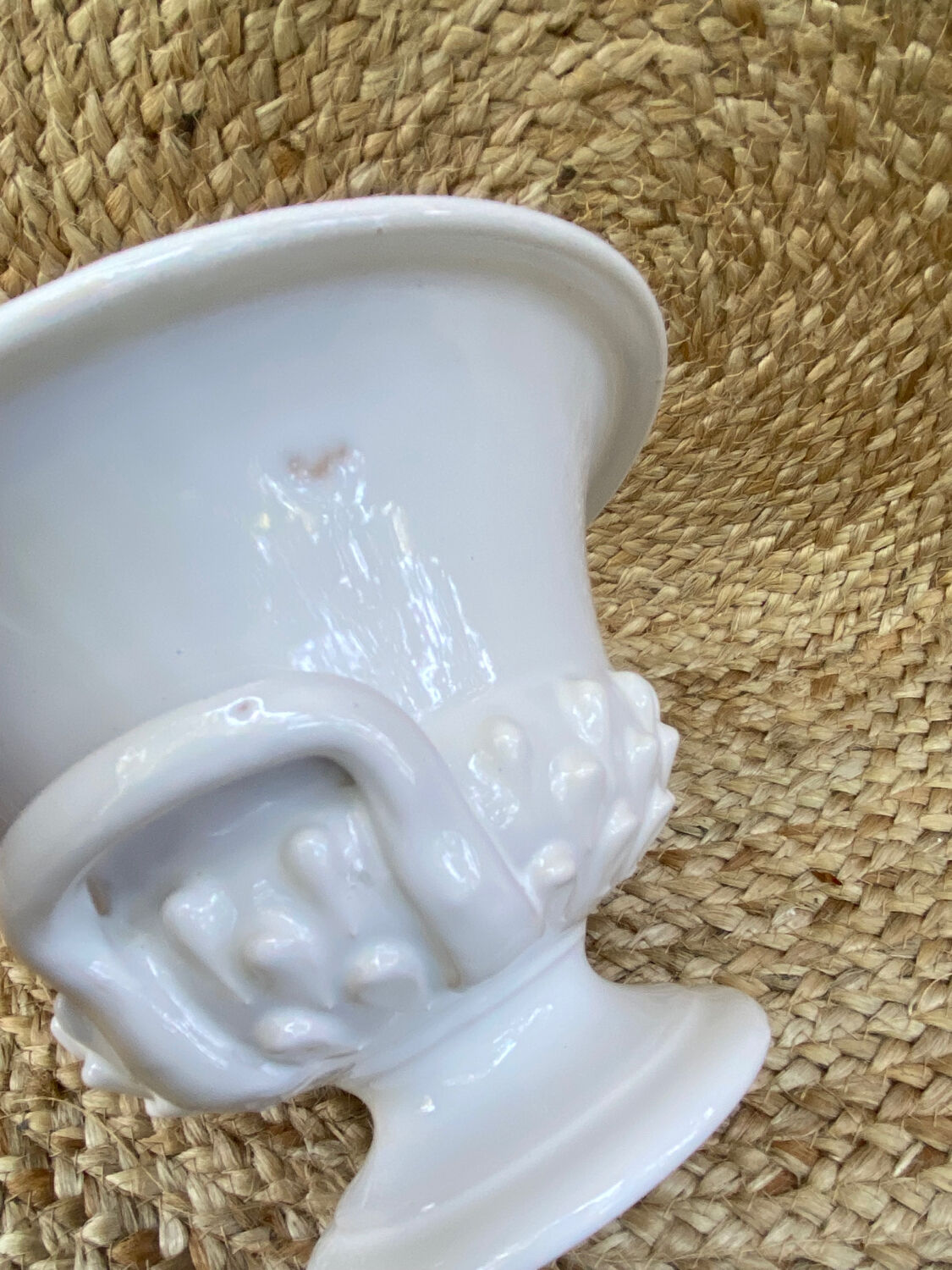 Medici-style glazed ceramic pot cover, Italy