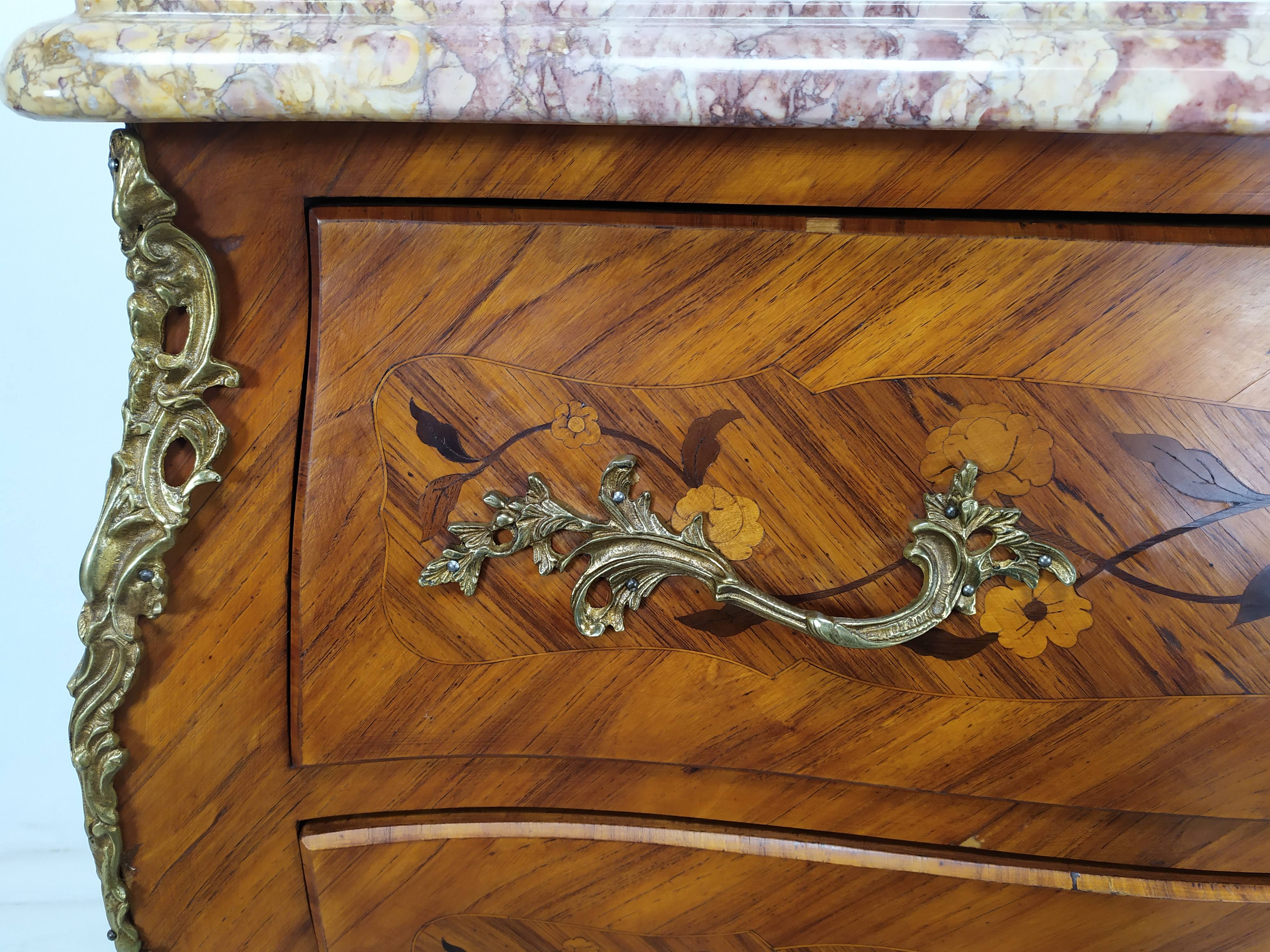 Curved chest of drawers louis XV