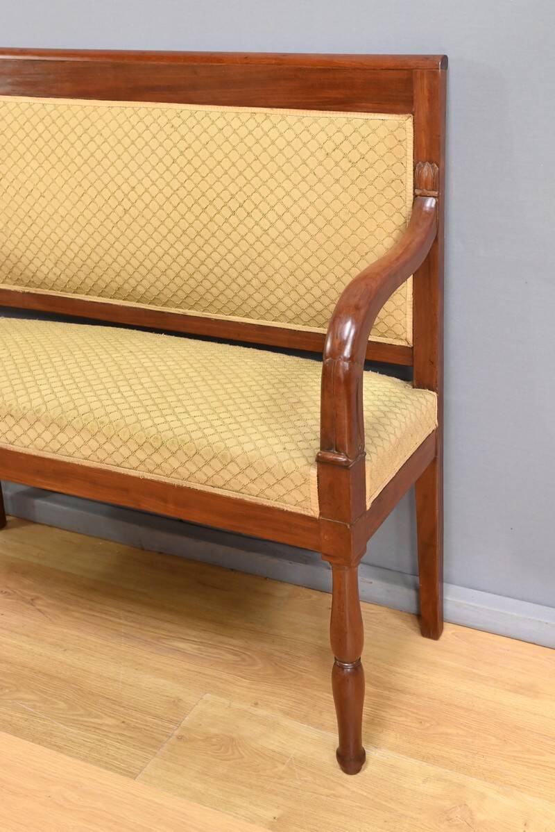 Mahogany landing sofa, Restoration period – Part 1, 19th century