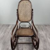 Curved wooden rocking chair in Thonet style, 20th century