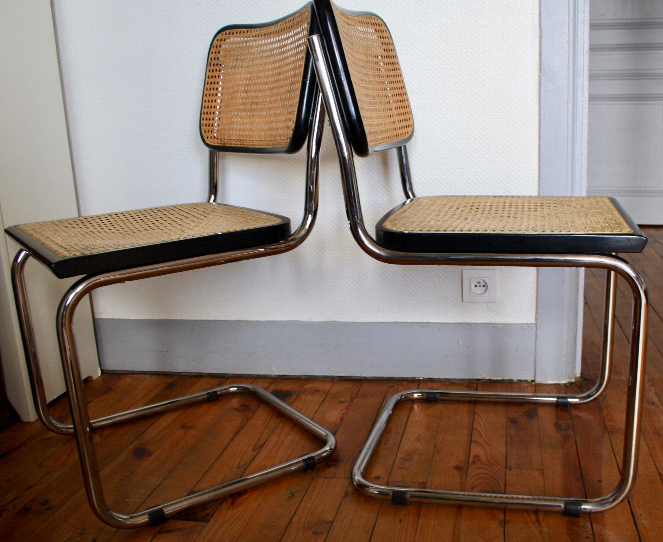 Chaises Cesca B32 par Marcel Breuer cannées