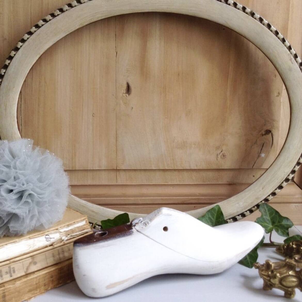 Antique white wooden shoe tree