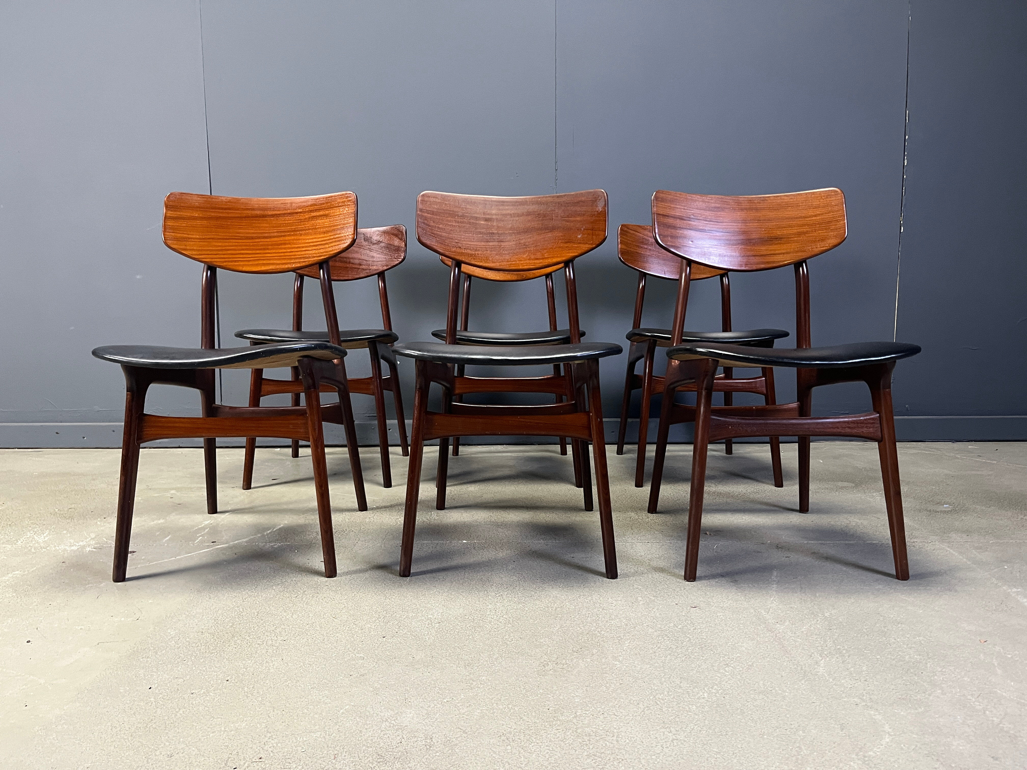 Mid-century dining set by Louis van Teeffelen for Wébé, 1960s