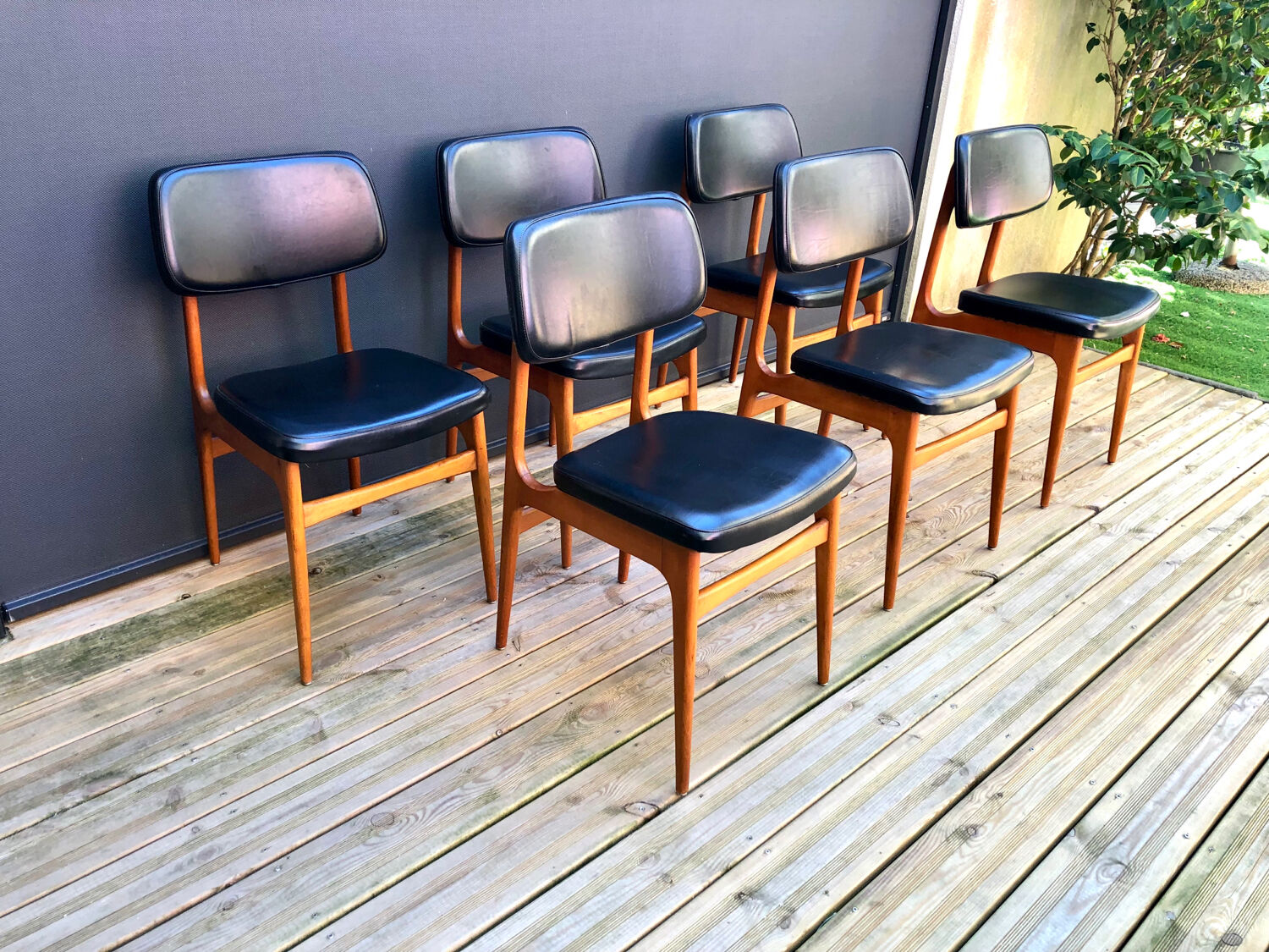 Set of Scandinavian chairs