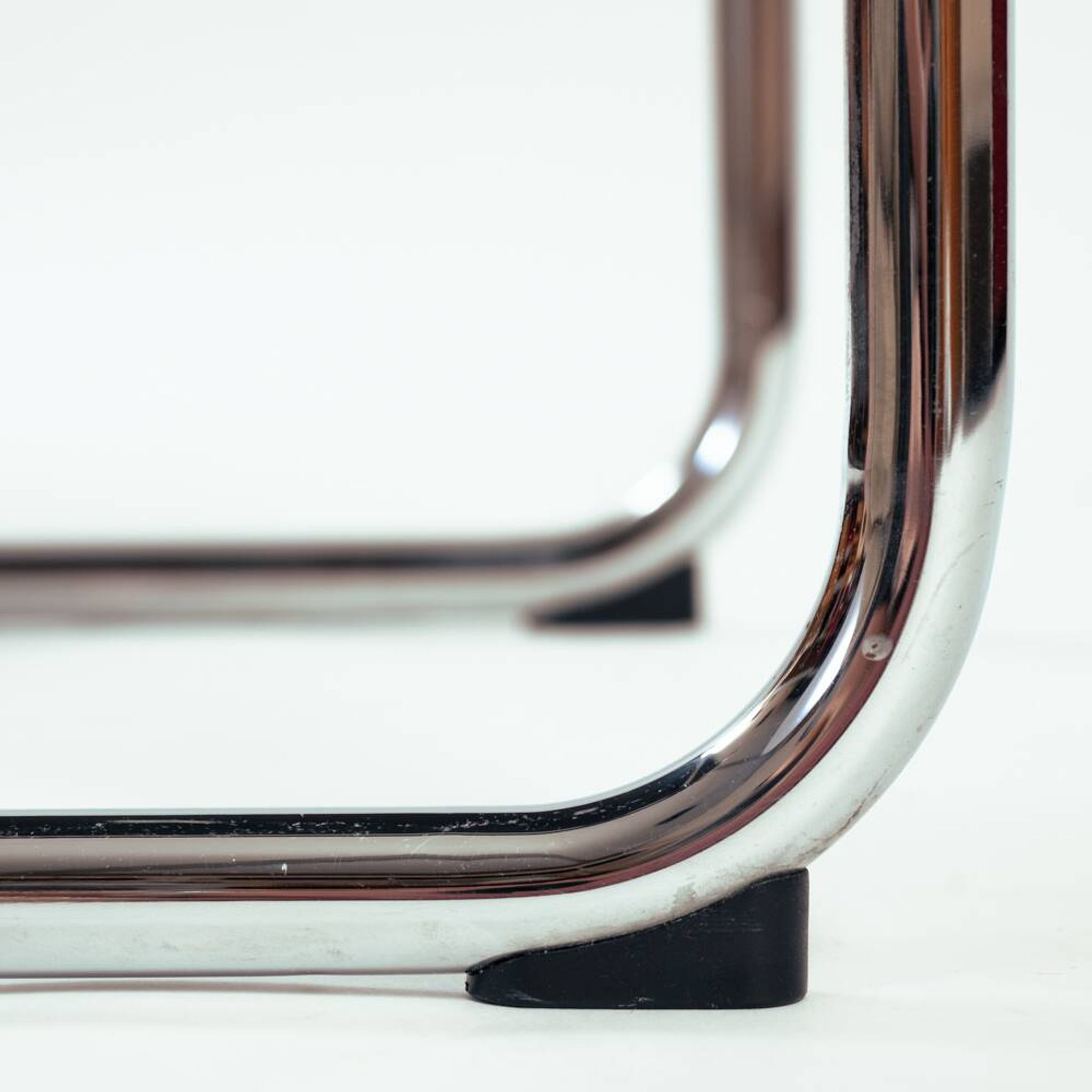 Chaise Bauhaus Mart Stam Marcel Breuer en cuir noir, Fasem 1980s