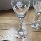 Set of 6 wine glasses