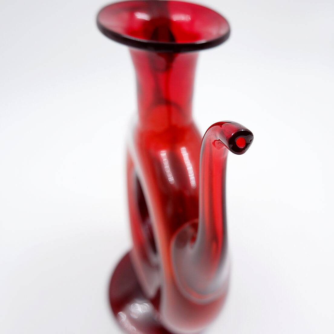 Vintage red blown glass carafe "Anneau"