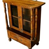 Vitrine bijoutier marron sur pieds meuble de metier bois teck inde