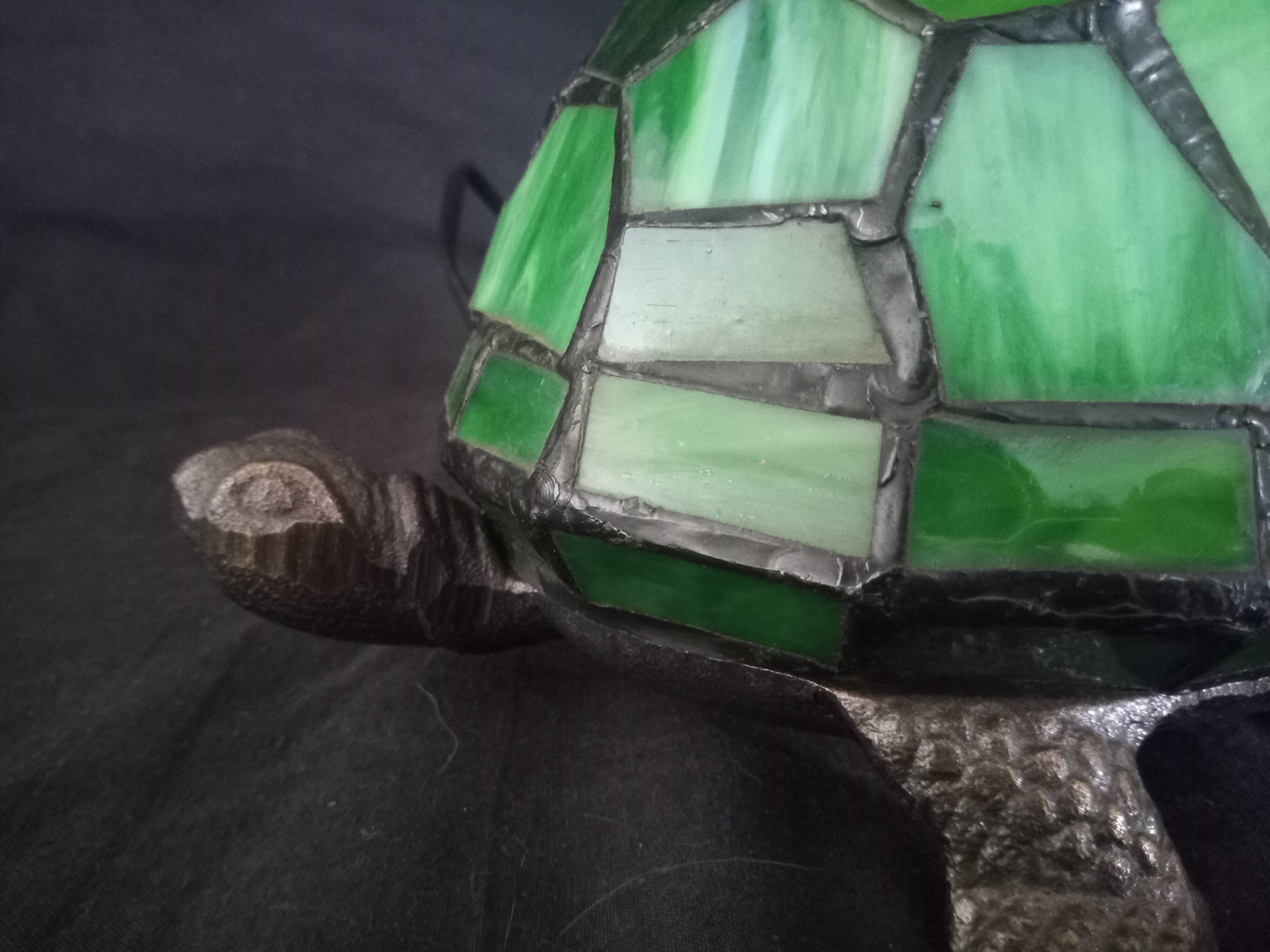 Turtle night light in regulated glass carcass stained glass way