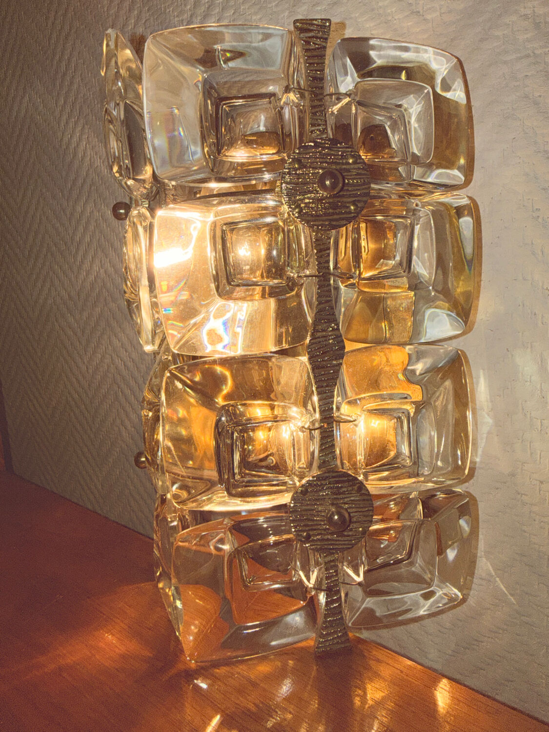 Pair of crystal wall lights in the Sciolari style.