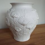 Porcelain vase by Manfred Frey for Kaiser H20cm