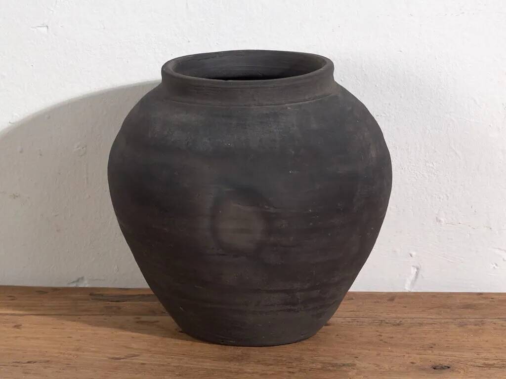 Ancient oriental vase (c.1900) #5