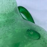 Cruche en verre Biot bullé soufflé vert