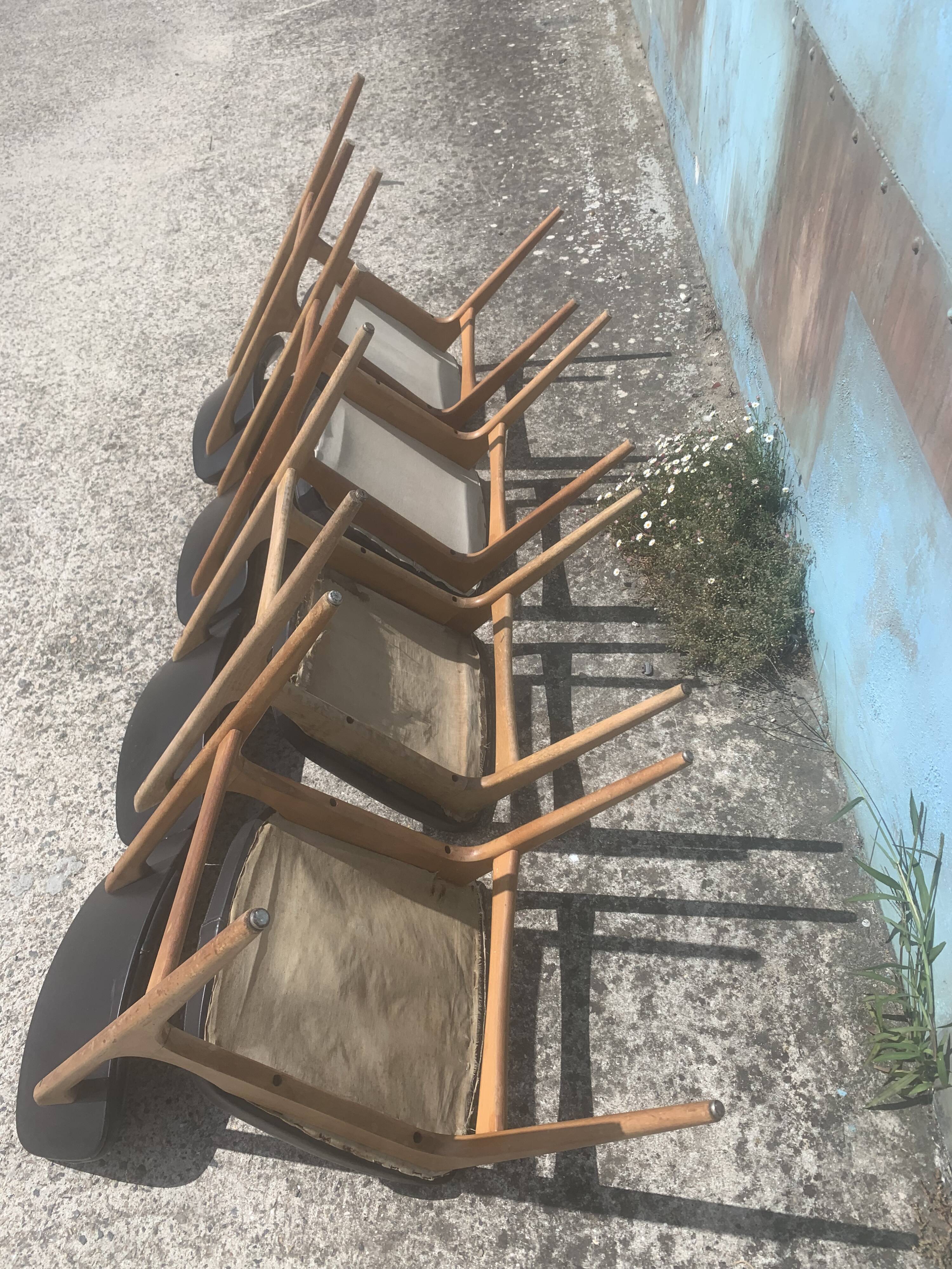 Vintage chair skaï black