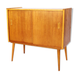 Buffet in teak feet compass