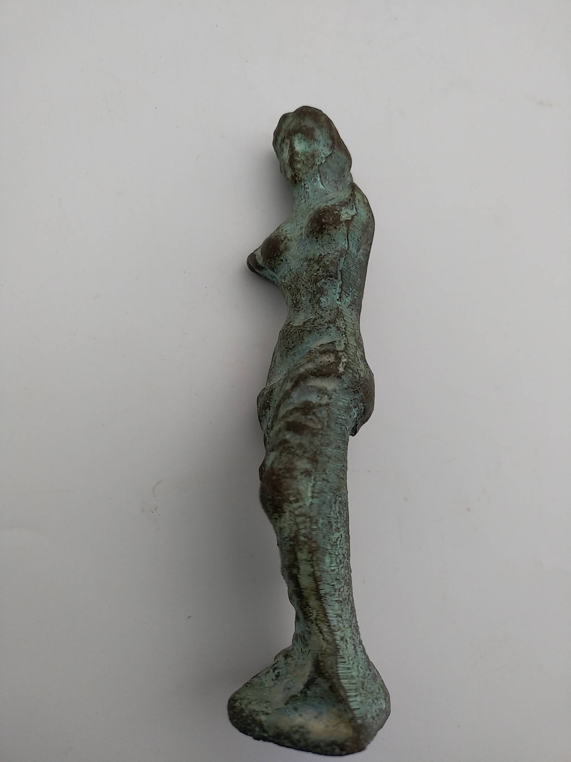 Bronze statuettes Venus de Milo and a Roman.