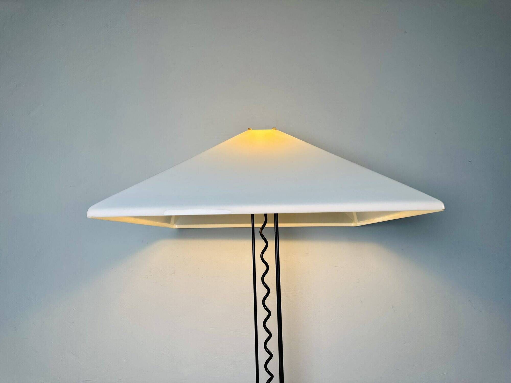 Sculptural Pyramid Floor Lamp In Acrylic By Harco Loor For Harco Loor Design, The Netherlands, 1980S