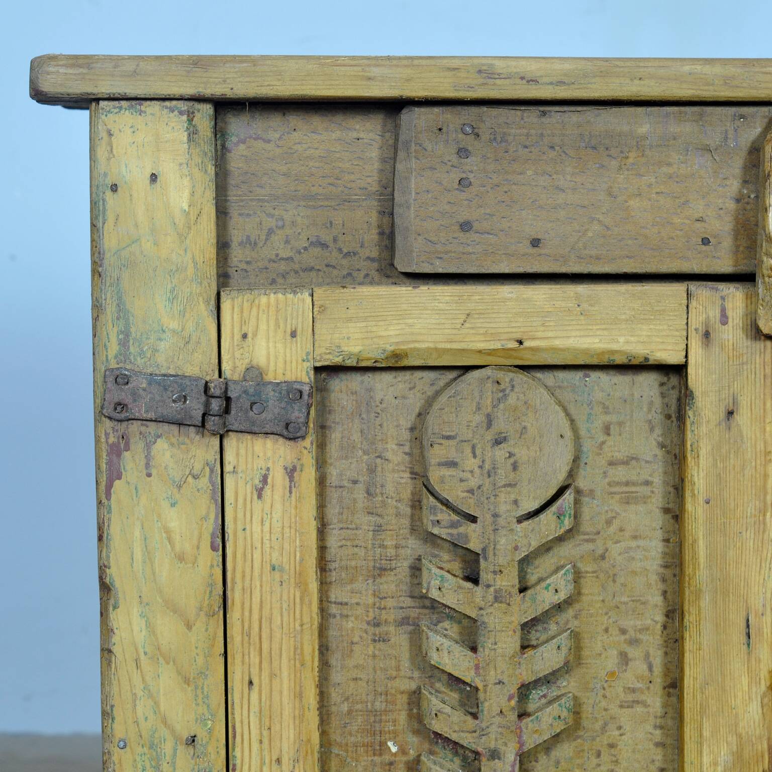 Cabinet d'art populaire, vers 1880
