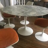 Knoll Tulip Table