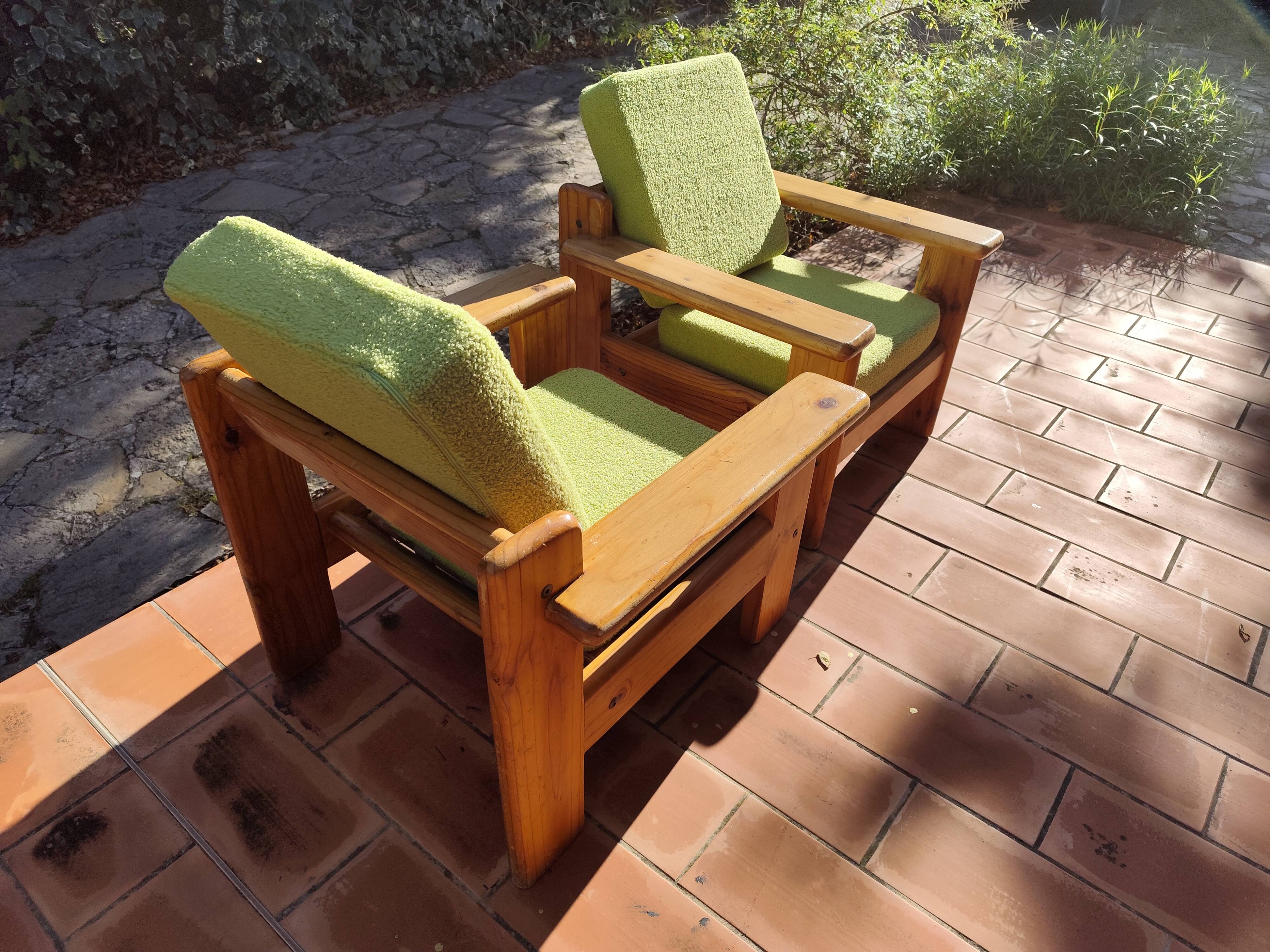 Pair of vintage brutalist lounge chairs in solid pine, 1980s DLG Regain