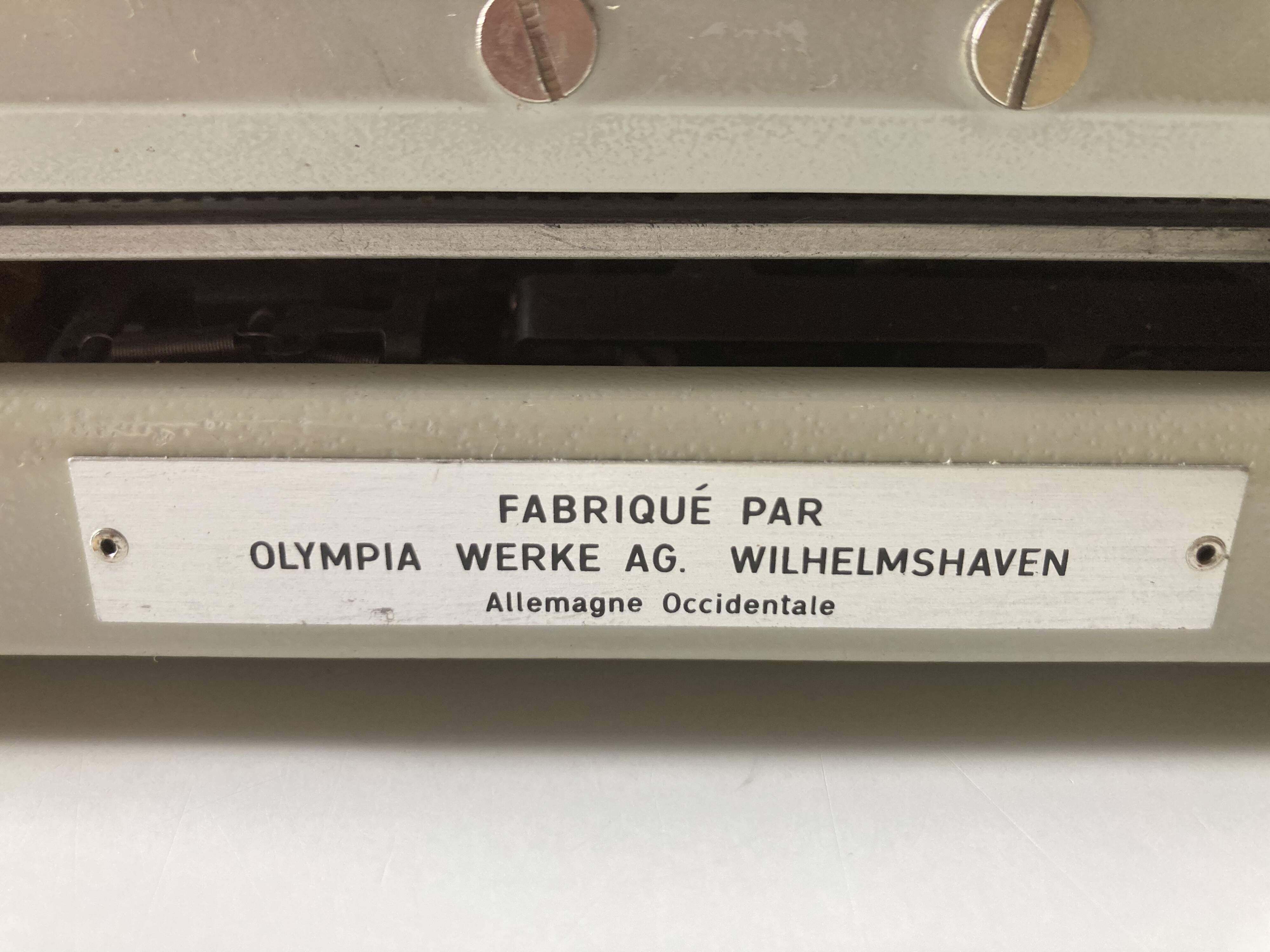 Olympia 66 typewriter