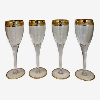 4 champagne flutes