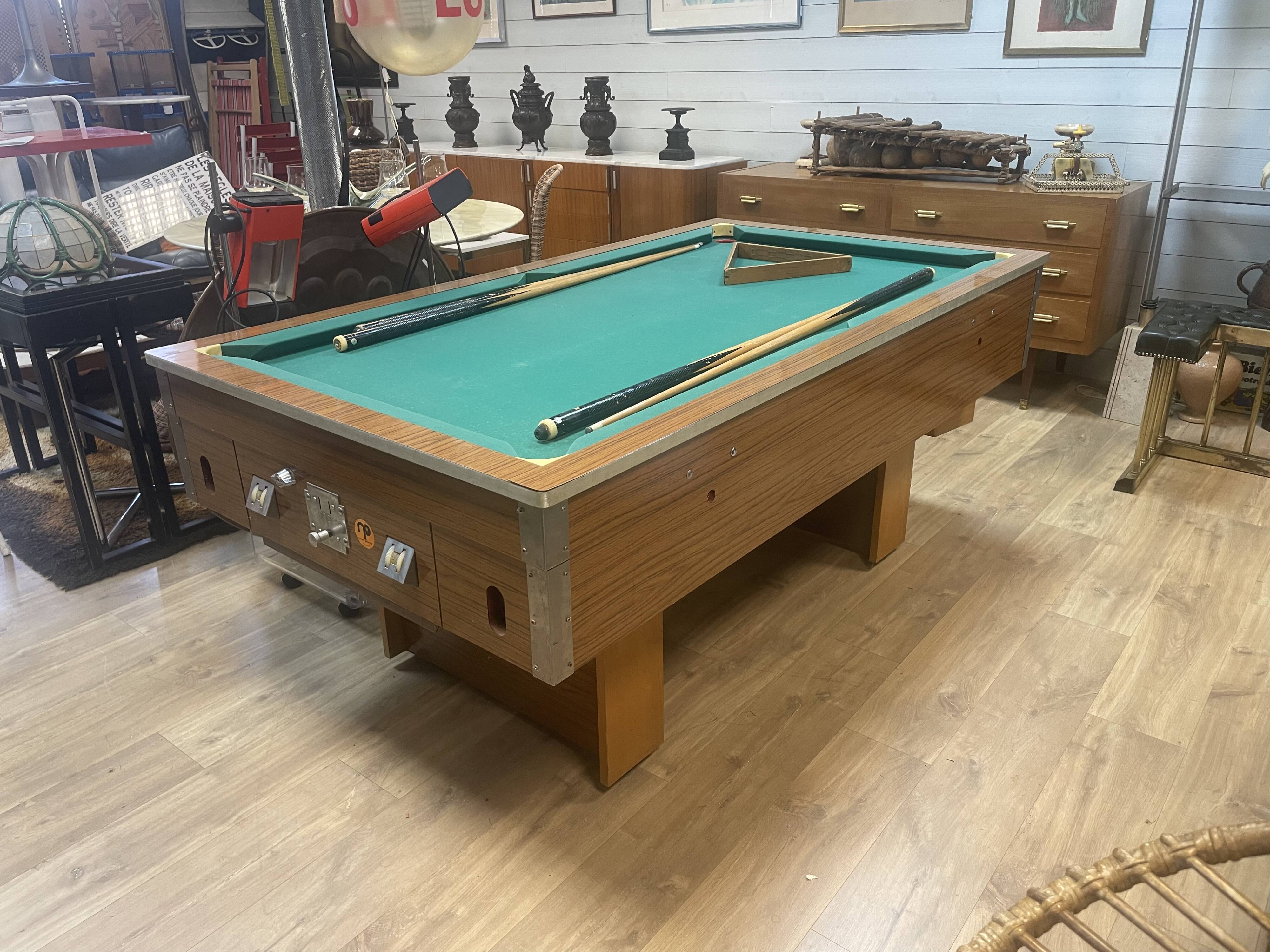 American billiards of bistros rené pierre 1970