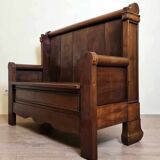 solid wood chest bench: work of popular art made from a bed