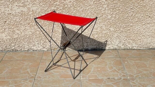 Folding nomad stool from camping rouge