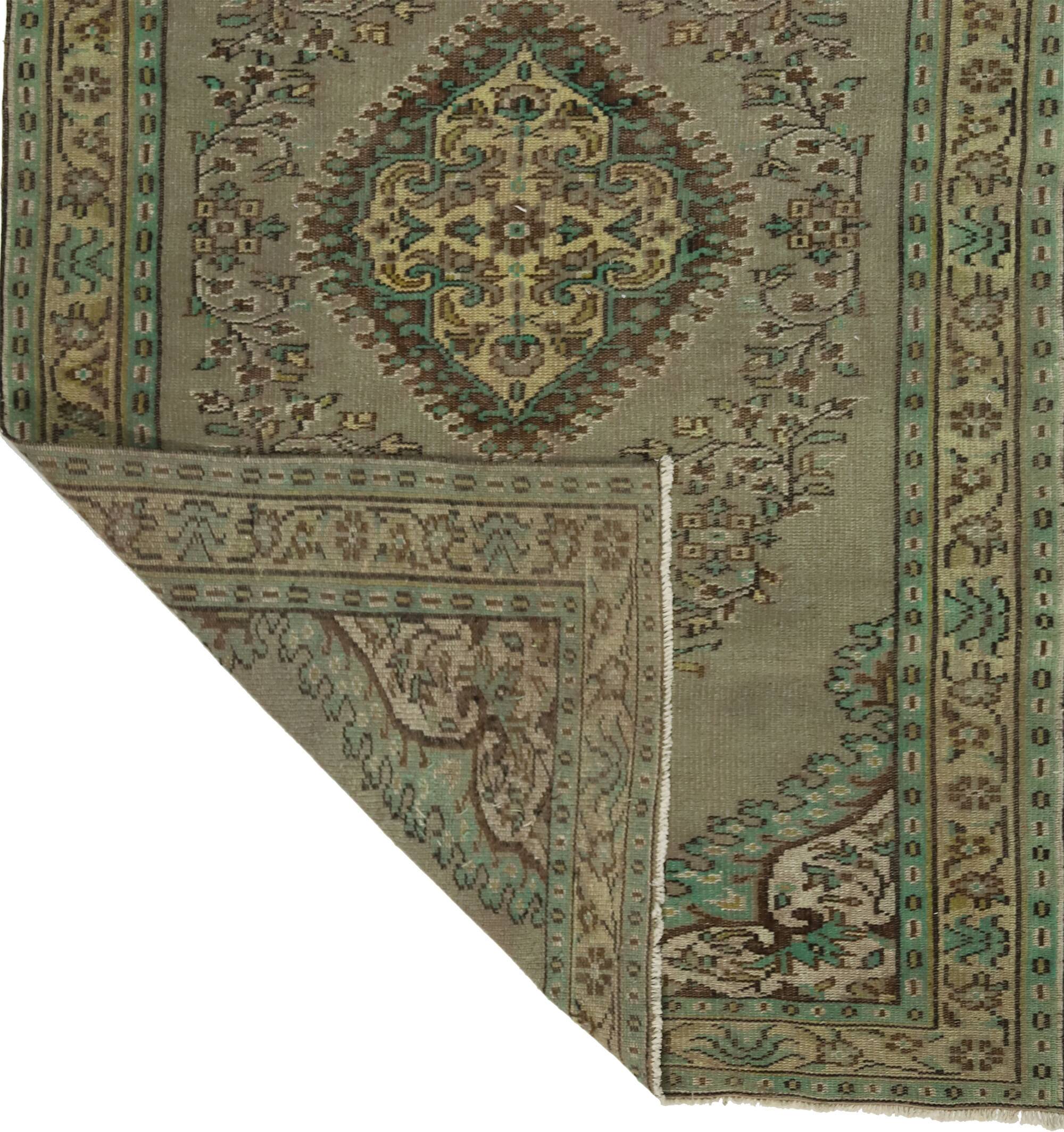 One-of-a-kind turkish handwoven vintage rug - rustic vintage charm 270x 164 cm