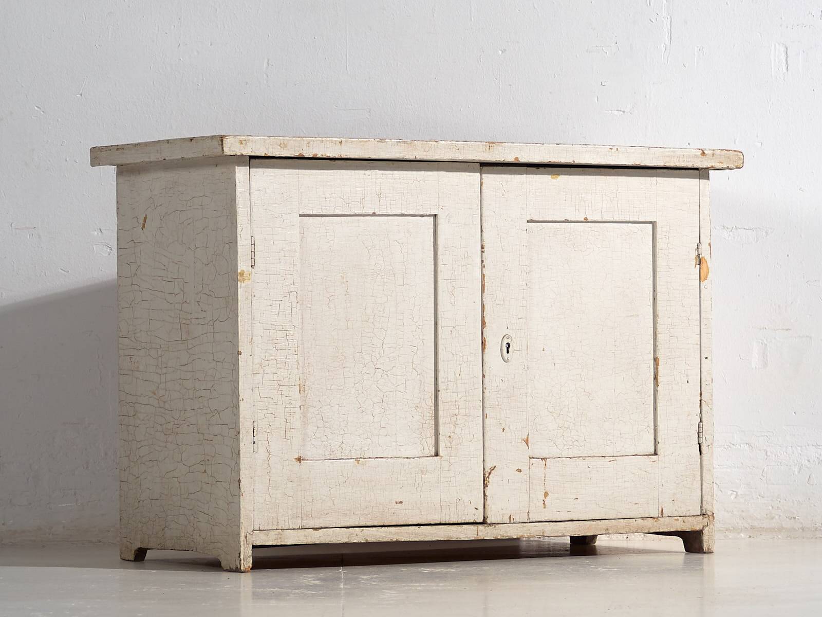 Ancienne petite armoire blanche (c.1900) #63