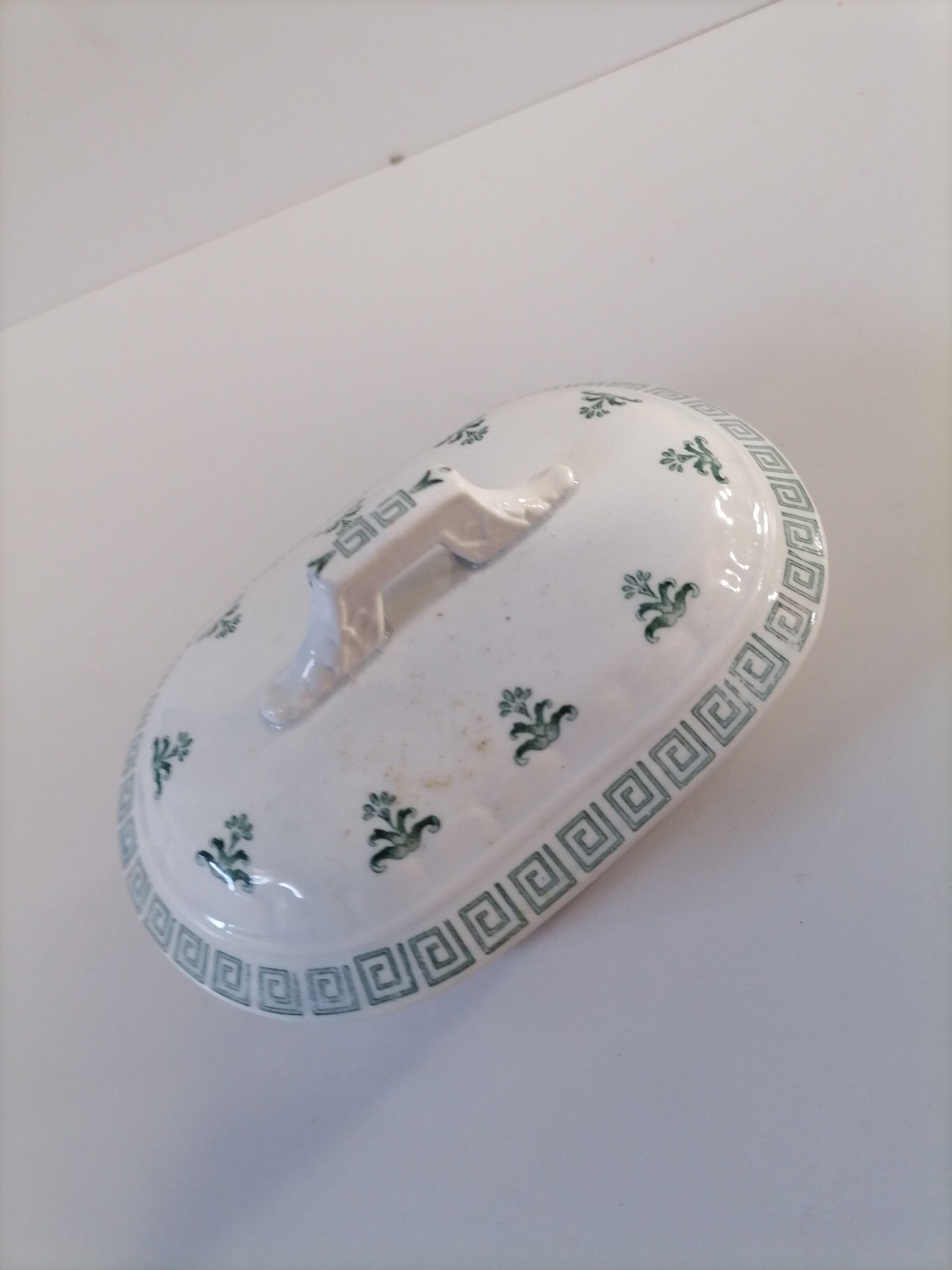 ceramic soap holder