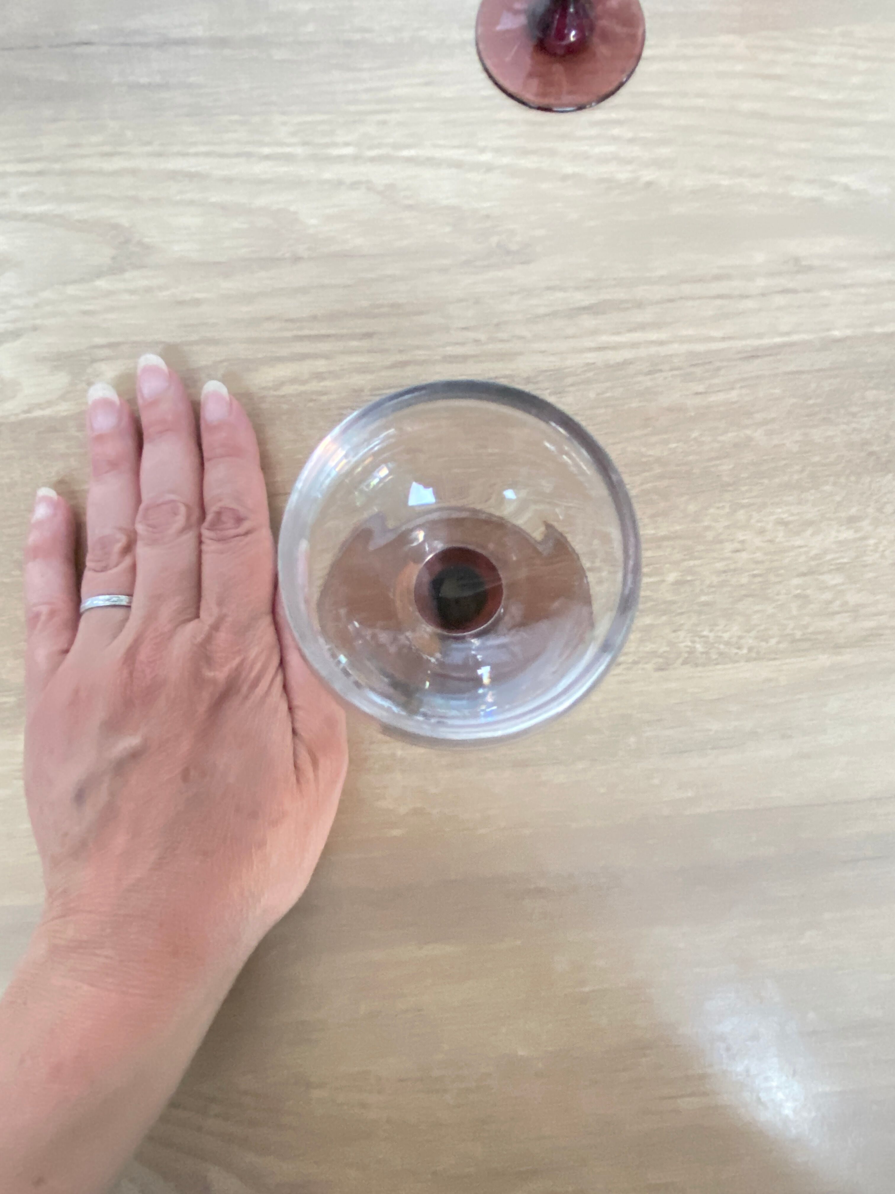 Set of 3 stemmed glasses