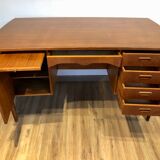 Scandinavian desk
