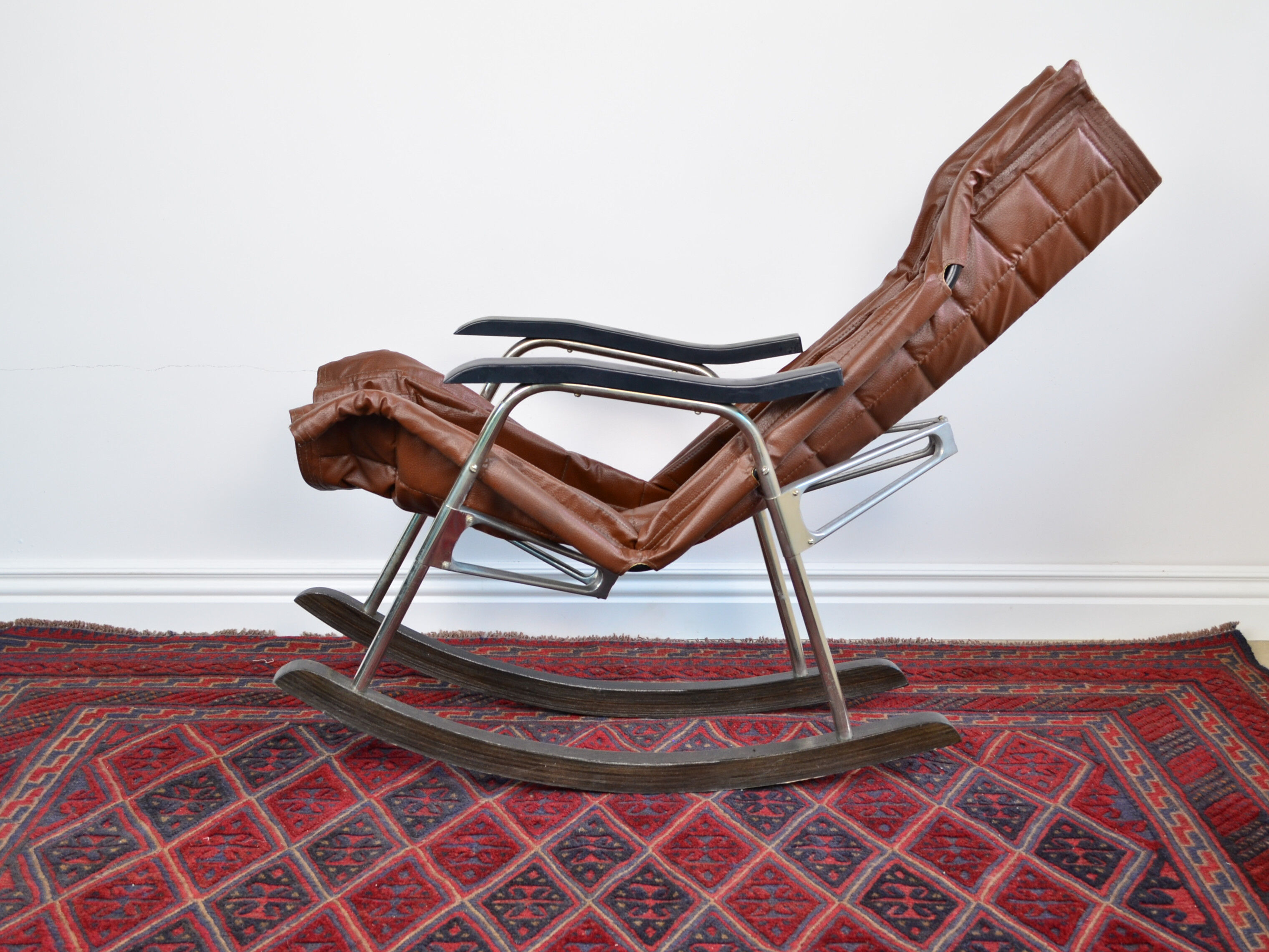 Mid Century folding rocking chair by Takeshi Nii