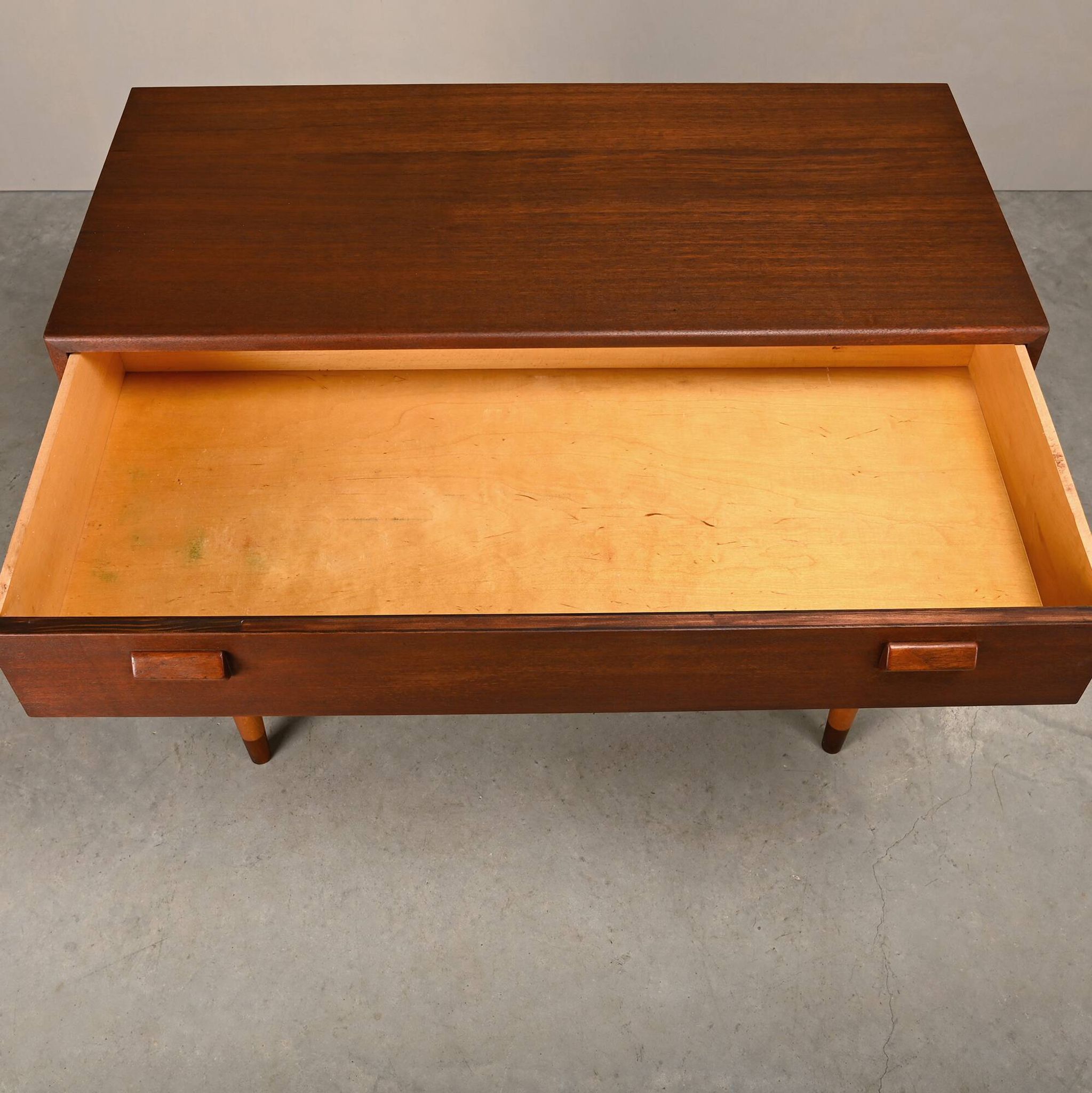 Commode en teck et hêtre de Børge Mogensen, Søborg Møbler